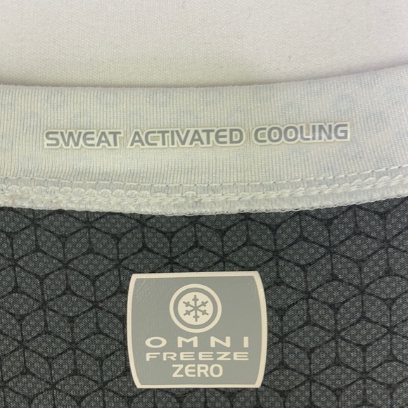 Columbia Men's XL Breathable Sweat Activated Cooling Shirt - Picture 4 of 9